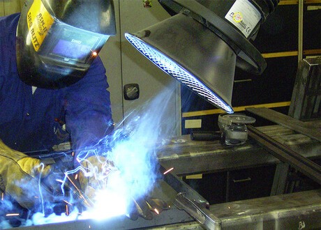 Lasafzuiging in de maakindustrie: zo werk je veiliger, gezonder en slimmer
